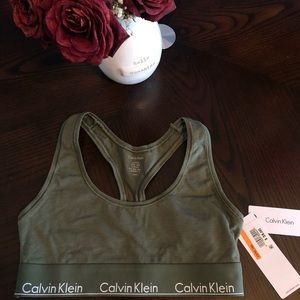 NWT💕 Calvin Klein Unlined Bralette